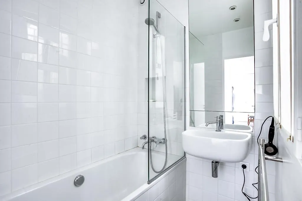 Apartamento Designer Flat - Rue Saint Honore Paris